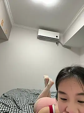 NiNa5203 online show from 05/12/26, 05:04