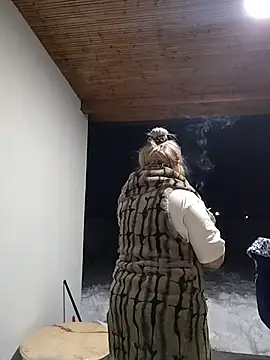 Divineblond online show from 02/19/26, 08:49