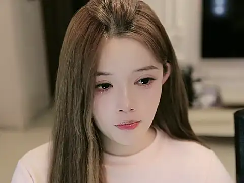 azi666523 online show from 04/23/26, 10:36