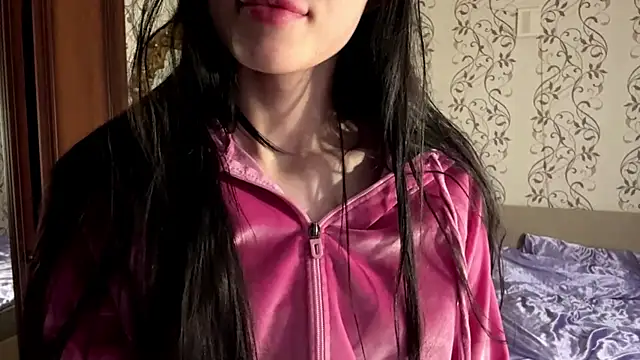 RosamondRuhn online show from 05/10/26, 11:04