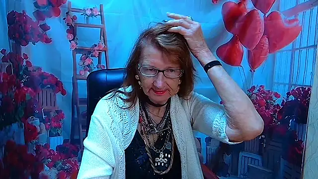 AliceWriter online show from 05/29/26, 05:05