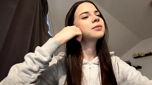 JoellaGrode online show from 05/03/26, 06:14
