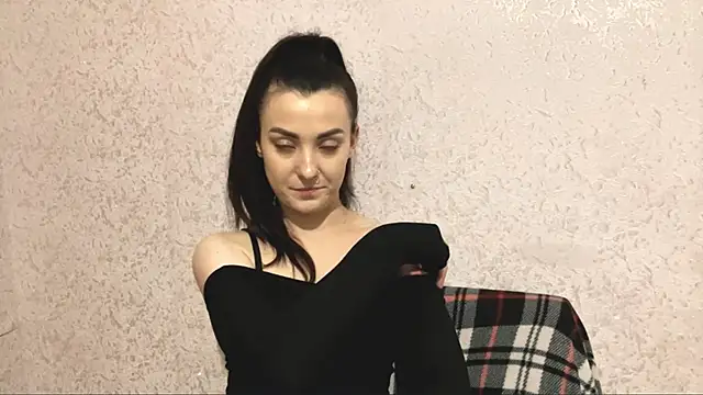 Madisonlovx online show from 04/22/26, 11:06