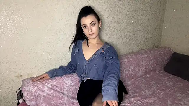 Madisonlovx online show from 06/02/26, 07:27