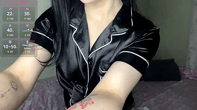 Madisonlovx online show from 06/18/26, 07:29