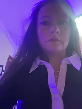 SamiiContreras  online show from 05/21/26, 11:06