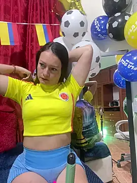 SamiiContreras  online show from 06/13/26, 11:08
