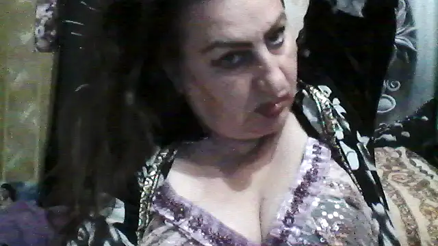 LoaqLovew online show from 06/03/26, 07:44