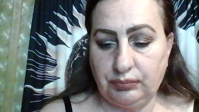 LoaqLovew online show from 06/12/26, 08:13