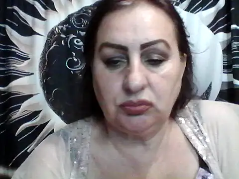 LoaqLovew online show from 07/05/26, 08:21