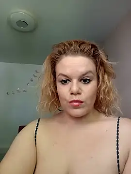 Snapshot of Maryquenn chatting on 05/24/26, 10:09 Maryquenn online show from 05/24/26, 10:09