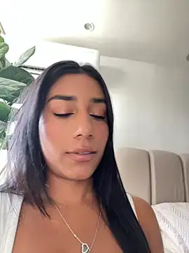 SaryJonex online show from 07/15/26, 02:33