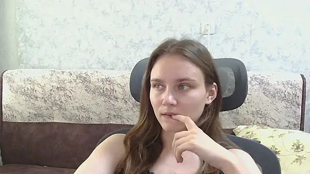 DolcezzaCream online show from 07/28/26, 11:17