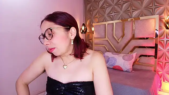 stephaniesun  online show from 06/11/26, 12:58