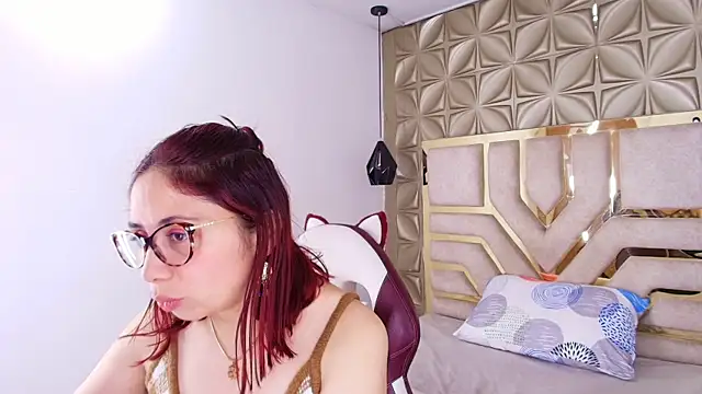 stephaniesun  online show from 06/23/26, 02:04