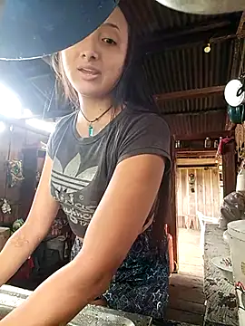 Soffia-zapata online show from 05/13/26, 03:31