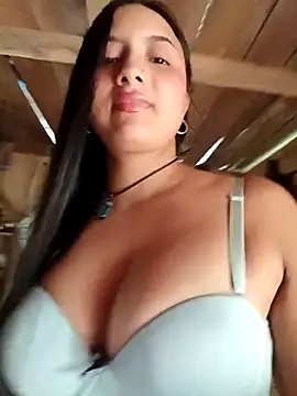 Soffia-zapata online show from 05/15/26, 04:14