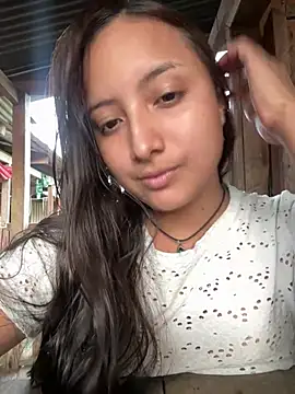 Soffia-zapata online show from 07/08/26, 10:25