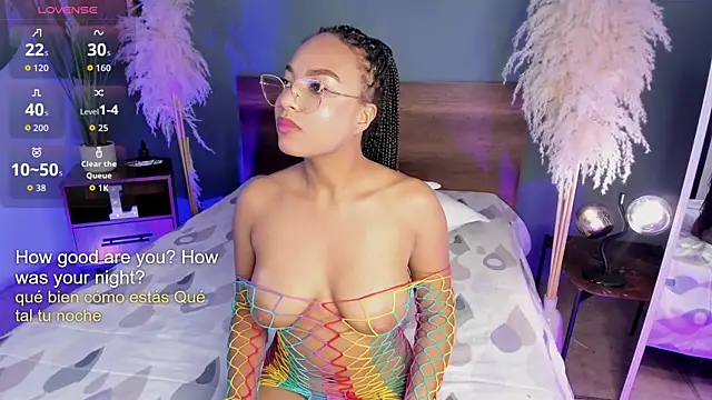 Lynncute online show from 07/19/26, 04:16
