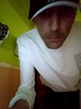 Reinventando el porno online show from 04/23/26, 04:03