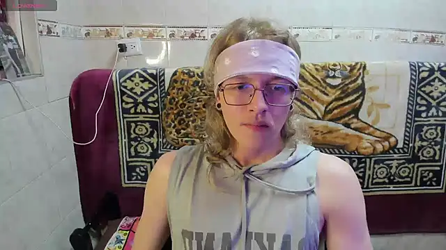 Jinnbooky online show from 07/22/26, 08:17