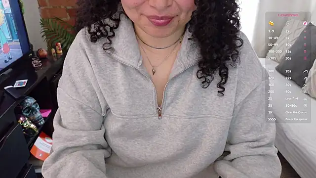 Snapshot of MissBronte chatting on 06/07/26, 03:49 MissBronte online show from 06/07/26, 03:49