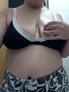 SweetyNaugthy online show from 04/25/26, 05:32