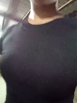 Rosie LoveUU online show from 05/07/26, 03:12