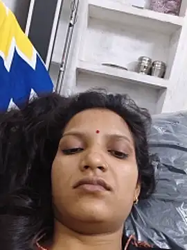 SS sanjna online show from 06/14/26, 08:00