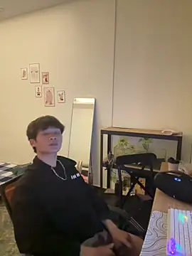 -Ninat- online show from 04/24/26, 03:36