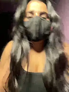 itssofi20 online show from 04/25/26, 06:27