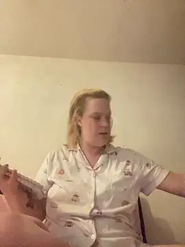 Sexy-Siddy91 online show from 06/15/26, 09:44