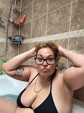 SecretRavenXO online show from 05/16/26, 12:26