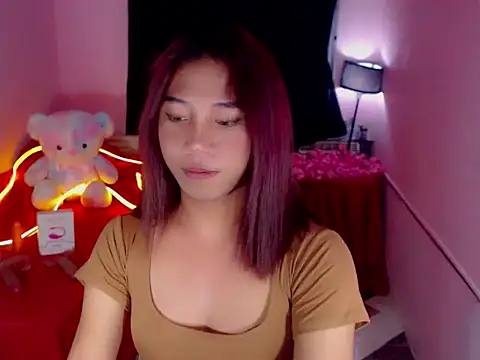 URsexyLylia online show from 05/21/26, 04:47