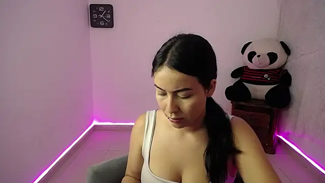 Shilot ms online show from 05/05/26, 02:14