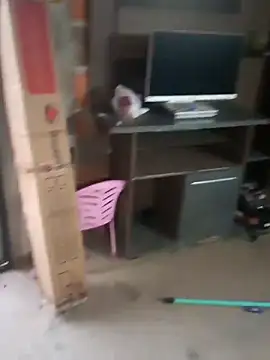  - - -putinha - - online show from 04/25/26, 08:28