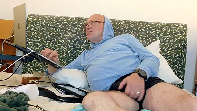 KinkCentral online show from 05/12/26, 08:39