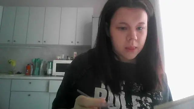 Amanda Mia  online show from 05/11/26, 08:20