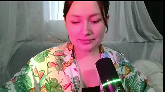 Tendre Amelia online show from 05/21/26, 05:20