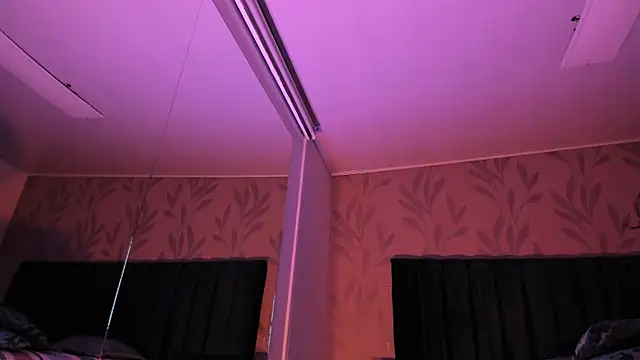 Milan Daph online show from 07/06/26, 05:48