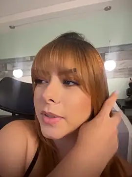 SweettVal  online show from 06/05/26, 03:40