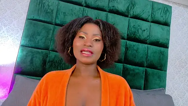 Elektradoll1 online show from 04/28/26, 12:21