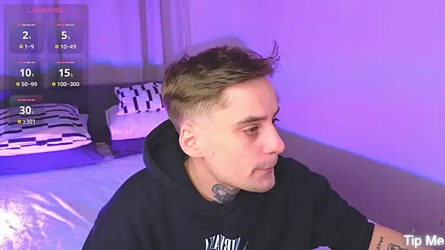 Snapshot of drillfi11 chatting on 05/14/26, 11:33 drillfi11 online show from 05/14/26, 11:33