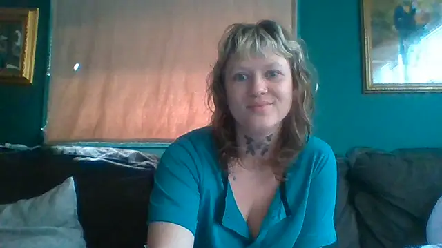 RosieSwitchBitch online show from 06/19/26, 10:08