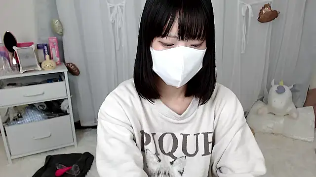 mii  tan online show from 05/09/26, 01:11