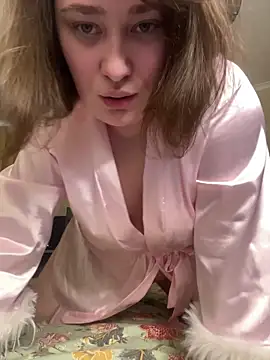 BettyRussian online show from 05/11/26, 04:04