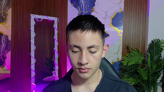Andres Tay online show from 05/18/26, 03:02