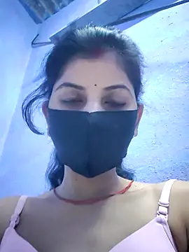 RUHI 1143 online show from 04/29/26, 06:03