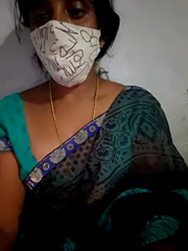 Tamil Hot HoneyBee online show from 05/05/26, 02:03