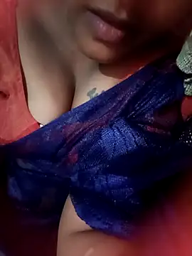 Tamil Hot HoneyBee online show from 05/25/26, 03:56